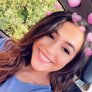 Meet your Posher, Victoria